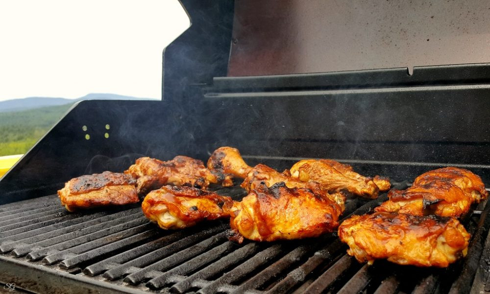 Gas Grilled Chicken Thighs
 How to Grill Chicken Legs Grilling Thighs and Drumsticks