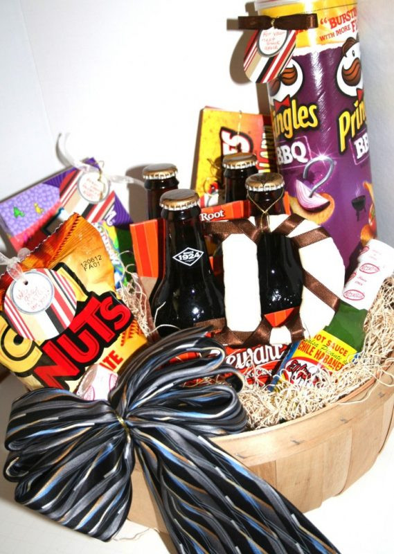 Gift Basket Ideas For Dads
 Father’s Day Gift Basket with Tie Bow