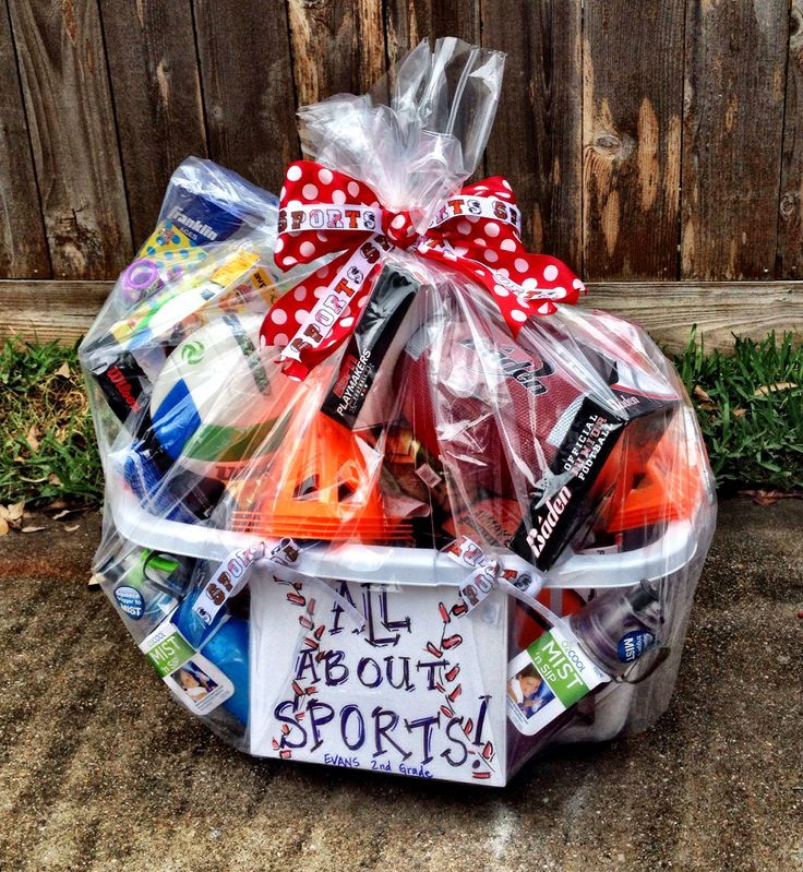 Gift Basket Ideas For Fundraising
 Best 25 Fundraiser baskets ideas on Pinterest