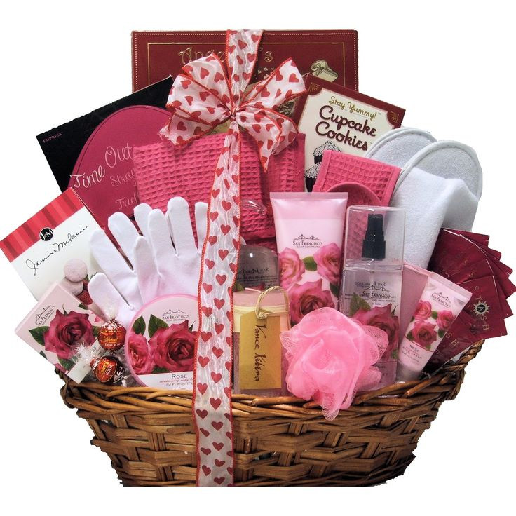 Gift Basket Ideas Women
 Best 25 Gift baskets for women ideas on Pinterest