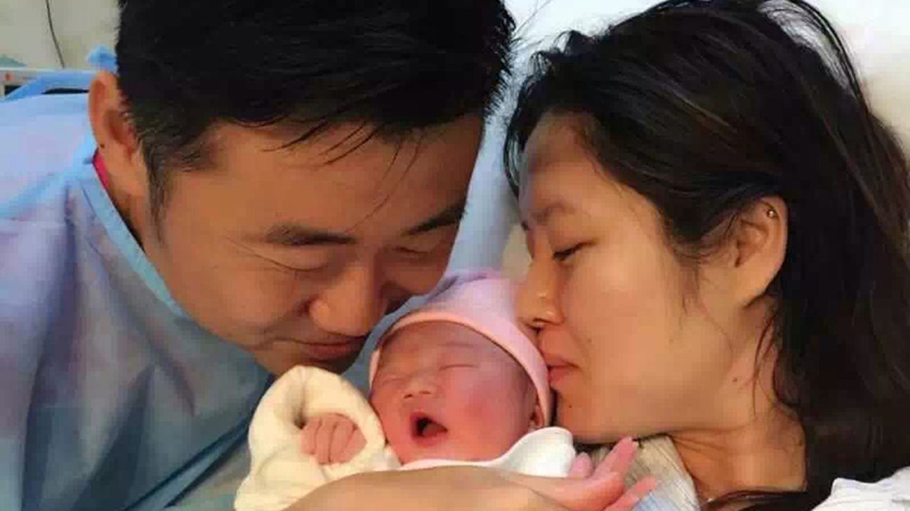 Gift For Daughter On Birth Of First Child
 Li Na gives birth to daughter her first child