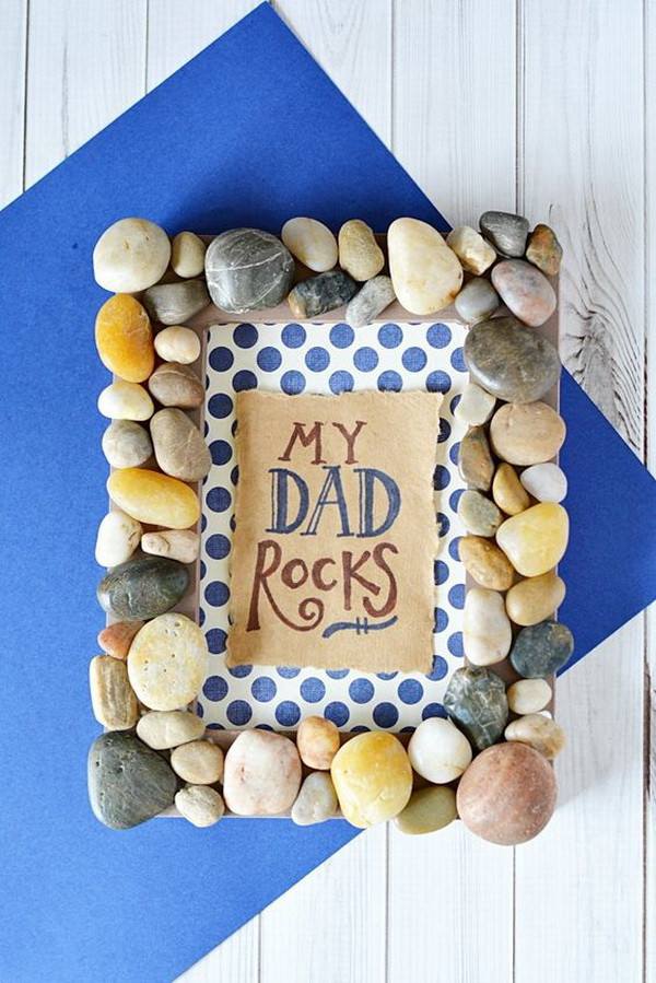 Gift Ideas For Dads Birthday
 25 Great DIY Gift Ideas for Dad This Holiday For