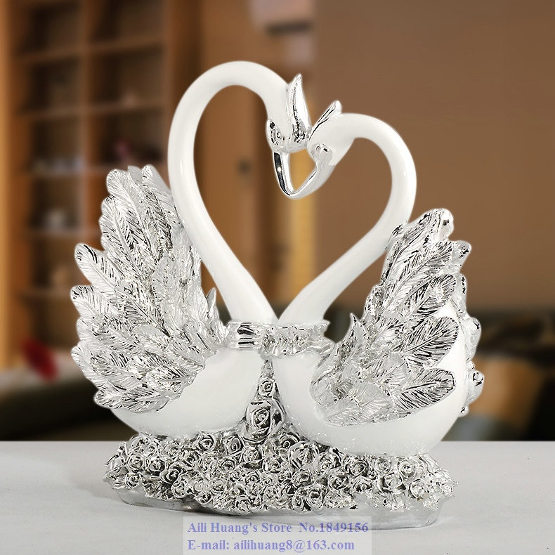 Gift Ideas For Newly Married Couple
 A80 Rose Heart Swan Couple swan wedding t ideas wedding