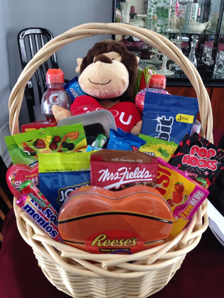 Gift Ideas For Traveling Boyfriend
 Basket I made my boyfriend for Valentines Day with candy