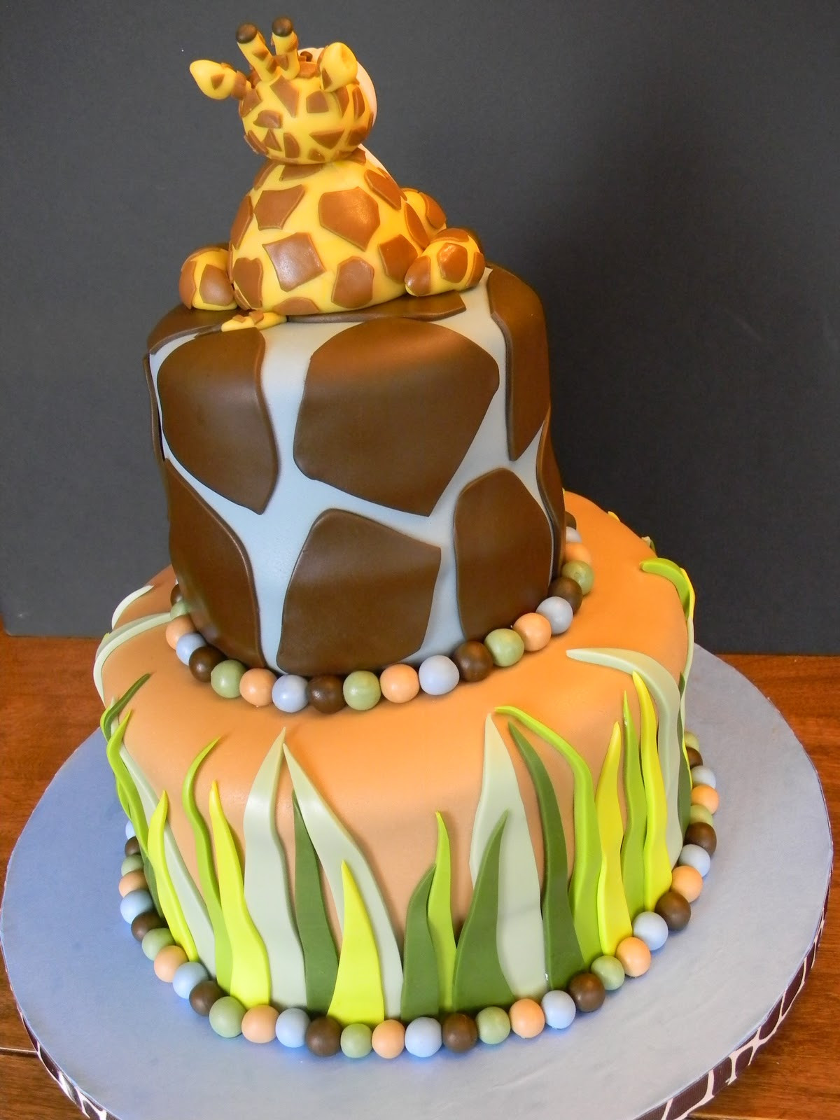 Giraffe Birthday Cake
 Giraffe Cakes – Decoration Ideas