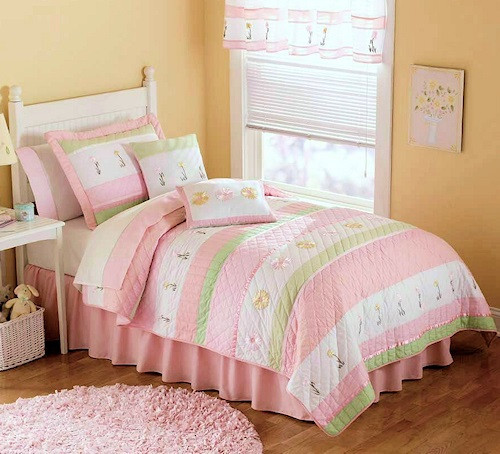 Girl Twin Bedroom Sets
 Choosing The Best Twin Bedding