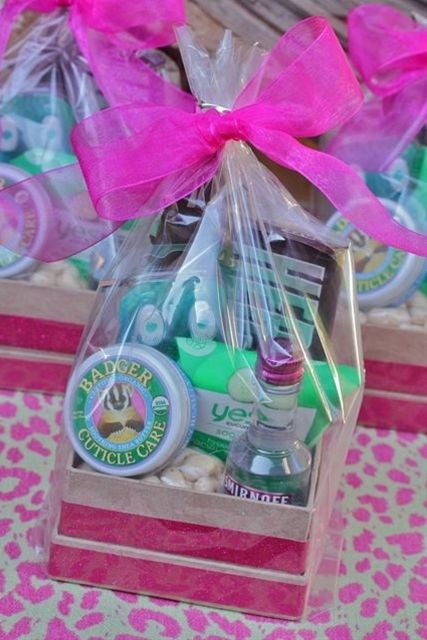 Girls Weekend Gift Bag Ideas
 Girls weekend Girl ts and Gift bags on Pinterest