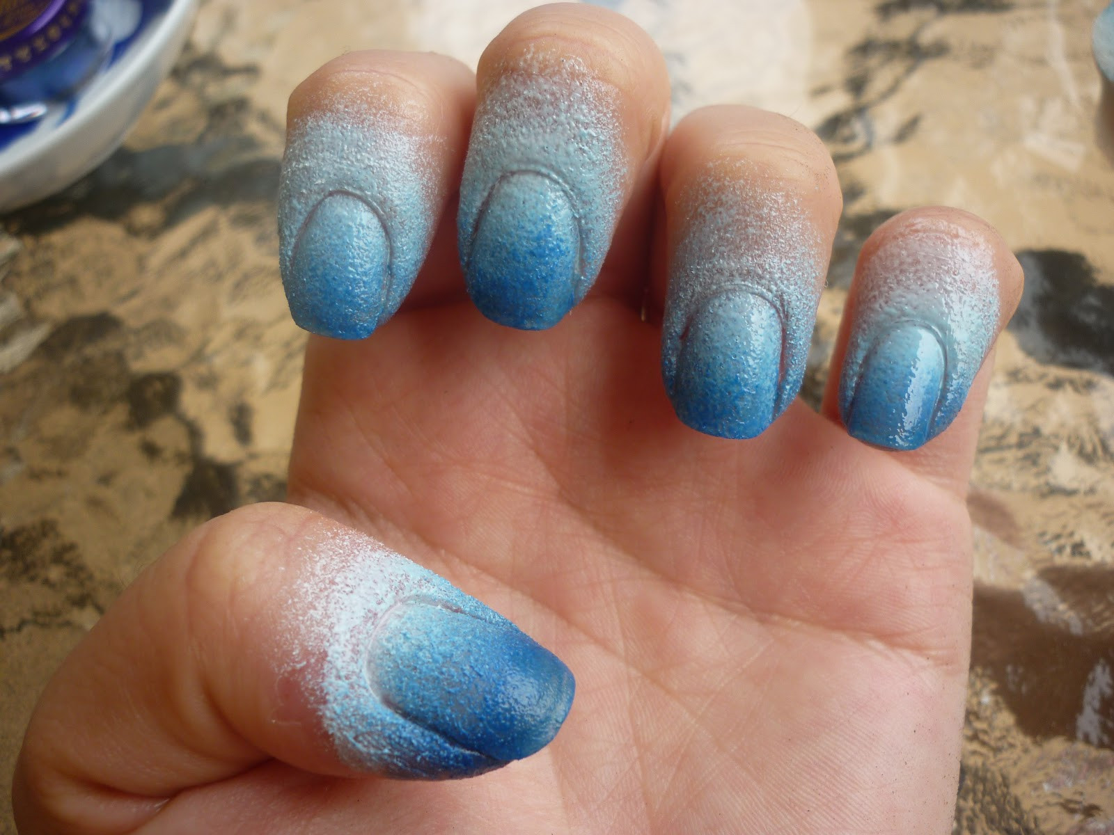 Glitter Ombre Nails Tutorial
 Glitter Ombre Nails Tutorial