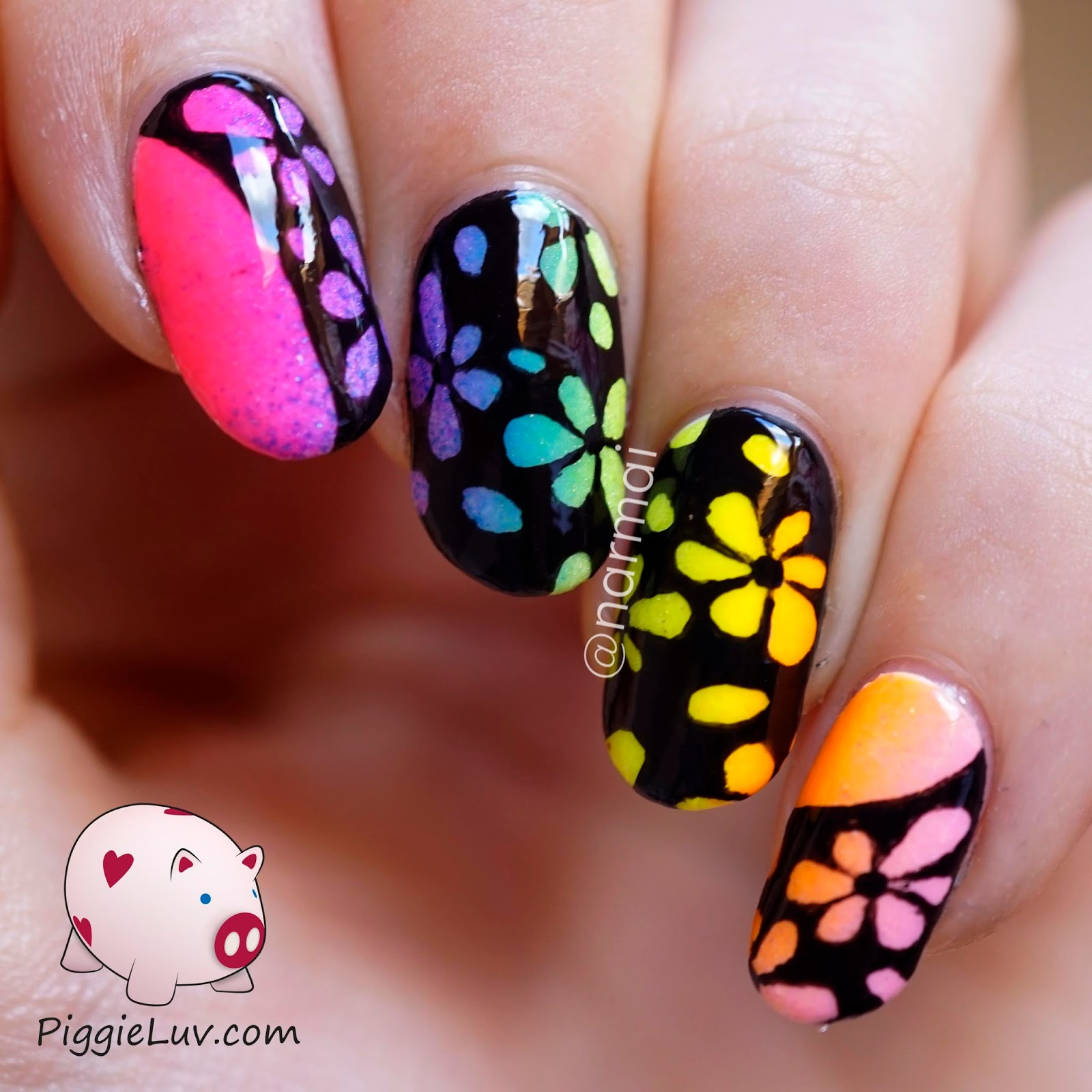 Glow In The Dark Nail Art
 PiggieLuv Inverse glow in the dark flowers nail art