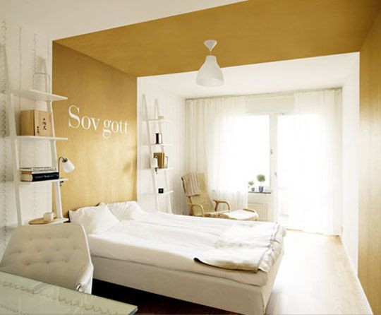 Gold Bedroom Paint
 Make A Room Seem Bigger Use Metallic Paints