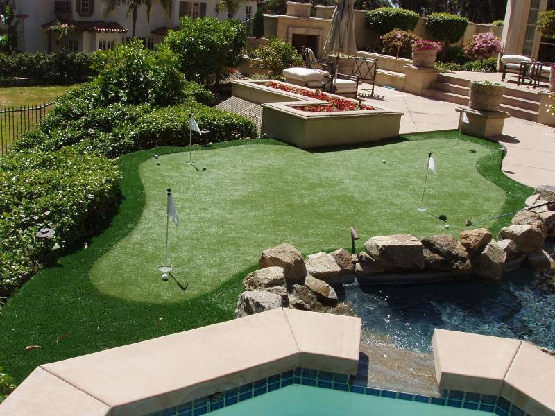 Golf Putting Greens For Backyard
 St Petersburg Florida Golf Putting Greens with EasyTurf