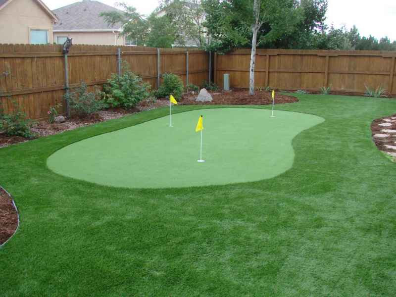 Golf Putting Greens For Backyard
 Golf Putting and Chipping Greens Four Seasons Landscaping