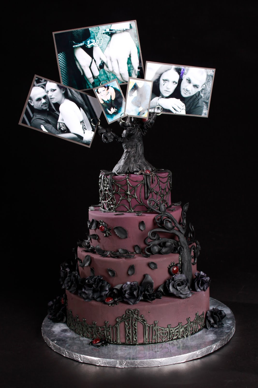 Gothic Birthday Cakes
 Keepsake Cakes and Pastries Gothic Wedding Cake