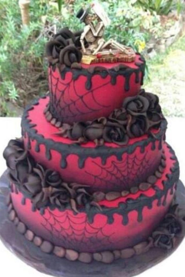 Gothic Birthday Cakes
 Gothic cake Cake ideas Pinterest