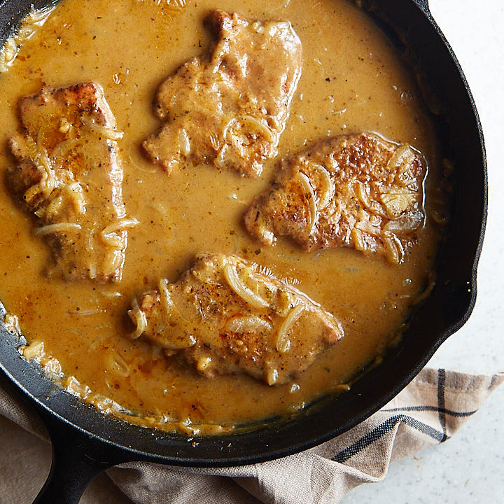 Gravy For Lamb Chops
 The Best Smothered Pork Chops i FOOD Blogger