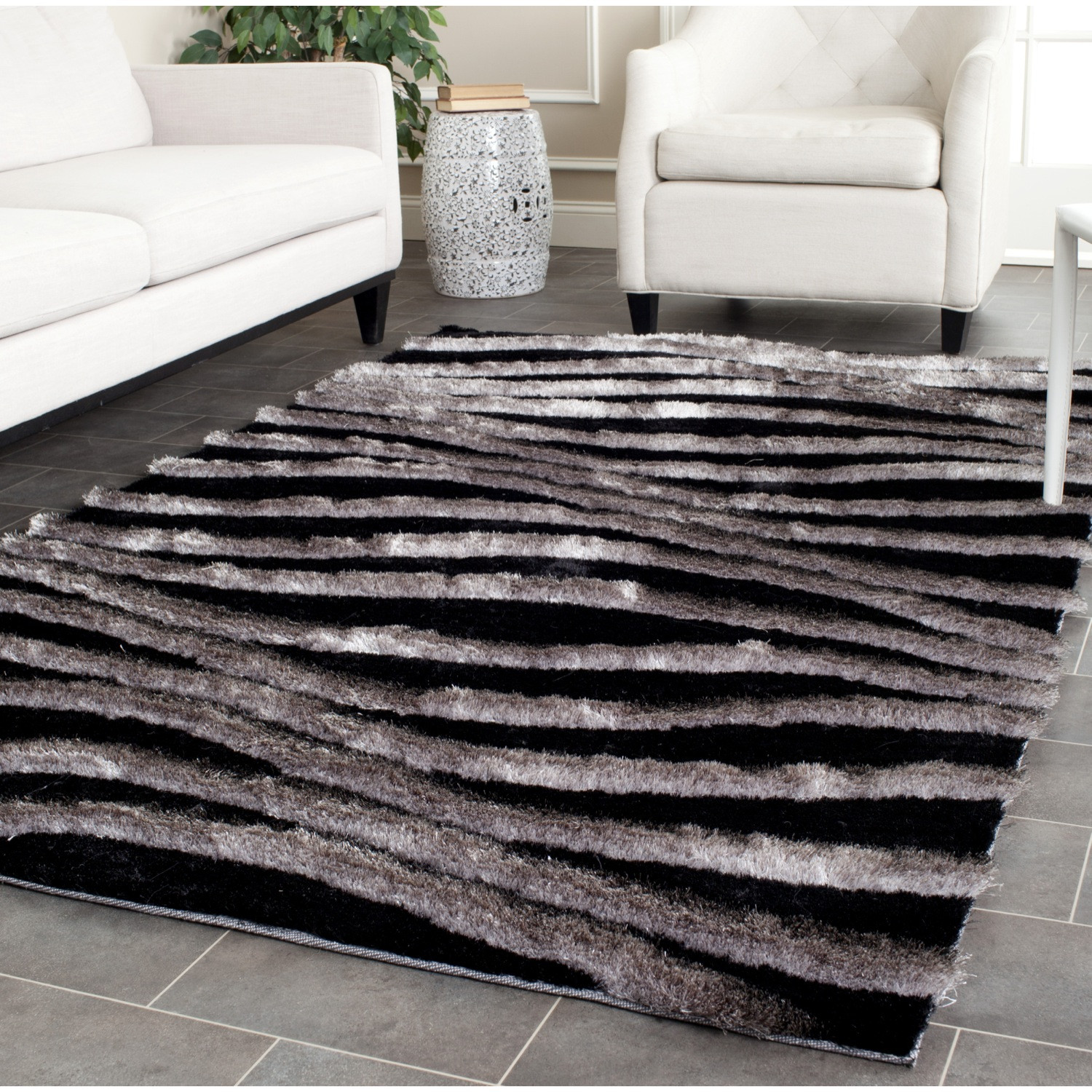 Gray Living Room Rugs
 Black and Gray Area Rugs to Enhance the Beauty of Your