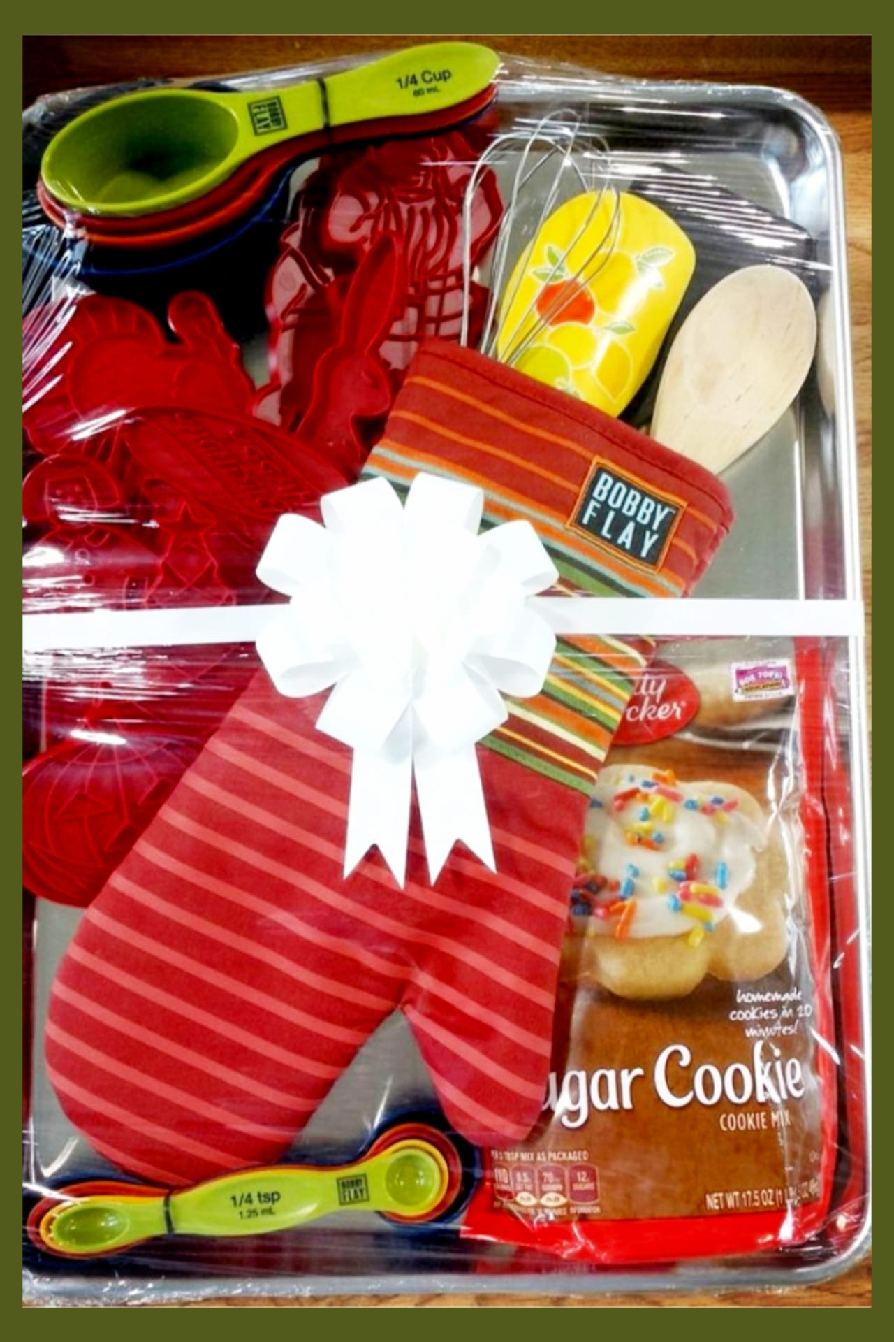 Great Ideas For Gift Baskets
 Creative Raffle Basket Ideas for a Charity School or