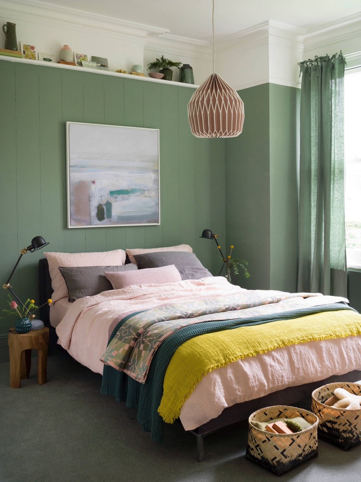 Green Walls Bedroom
 51 Green Bedrooms With Tips And Accessories To Help You