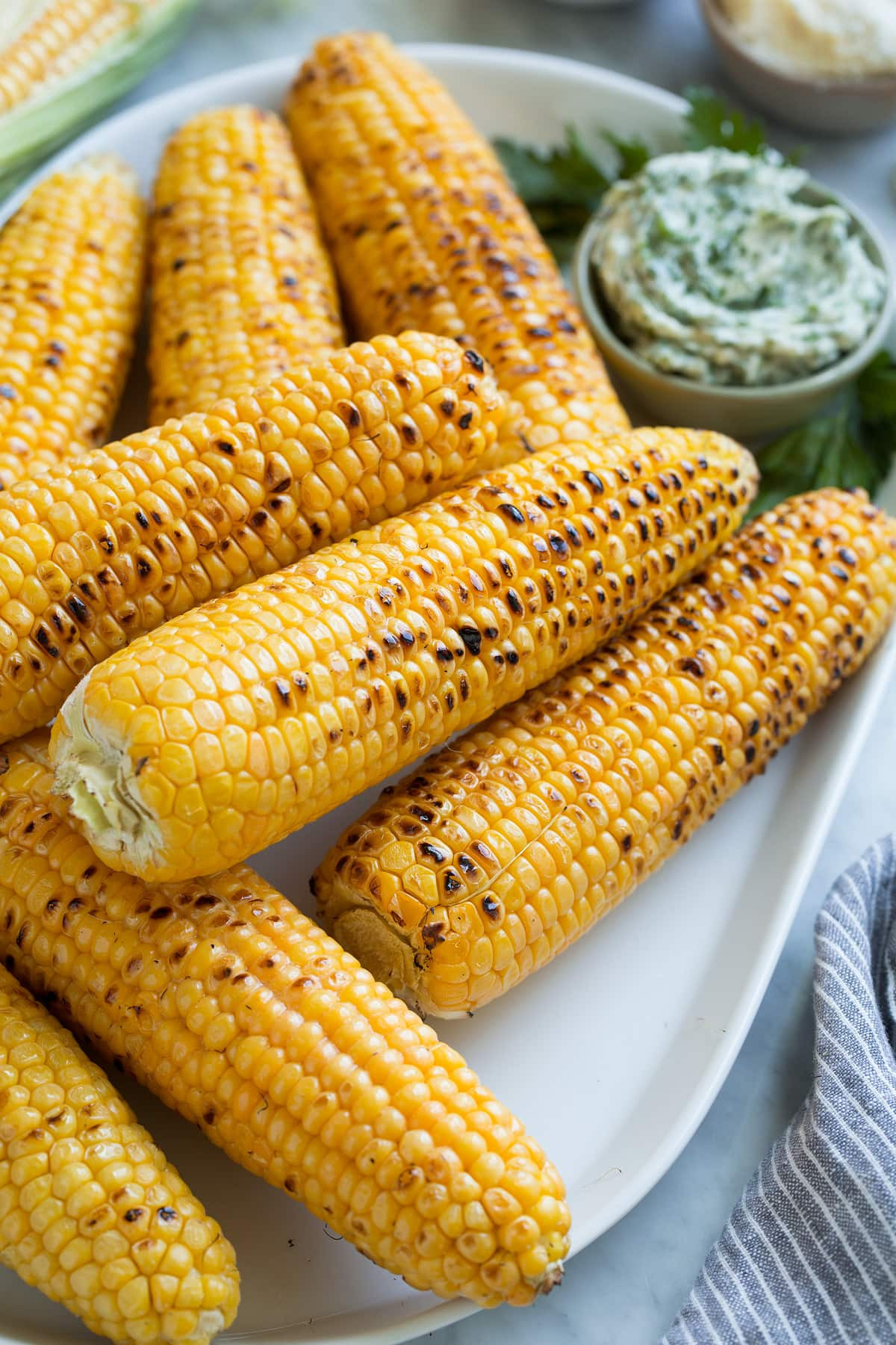 Grilling Corn On The Cob
 Grilled Corn on the Cob 3 Flavored Butters Cooking