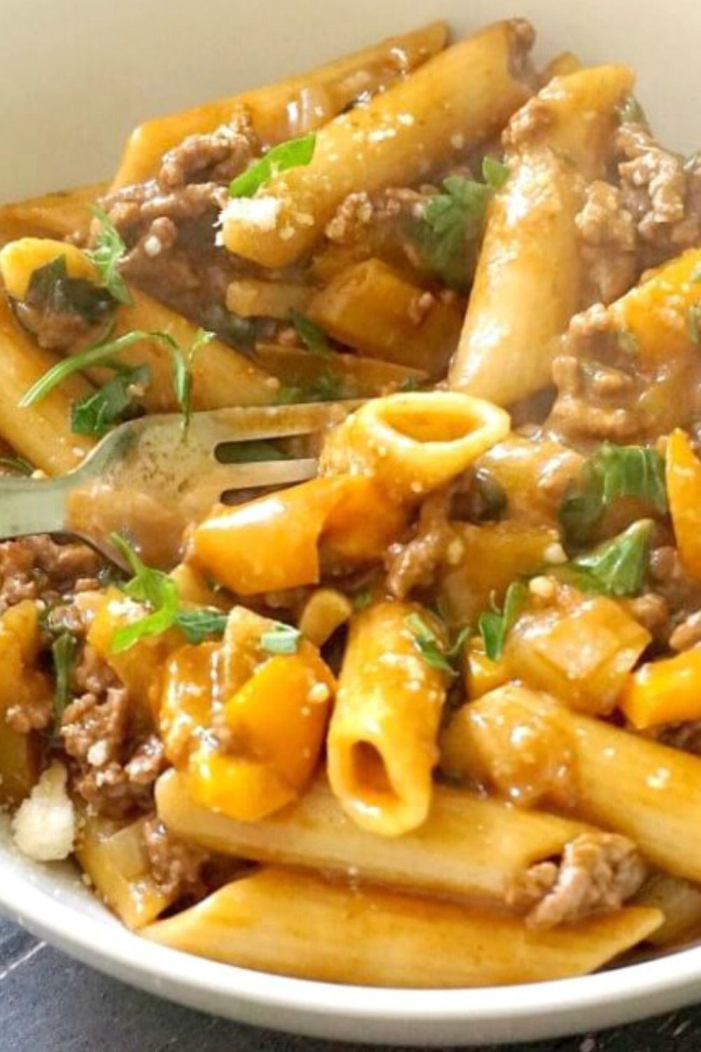 Ground Beef Pasta Recipes No Tomato Sauce
 e Pot Cheesy Ground Beef Pasta a spectacular midweek