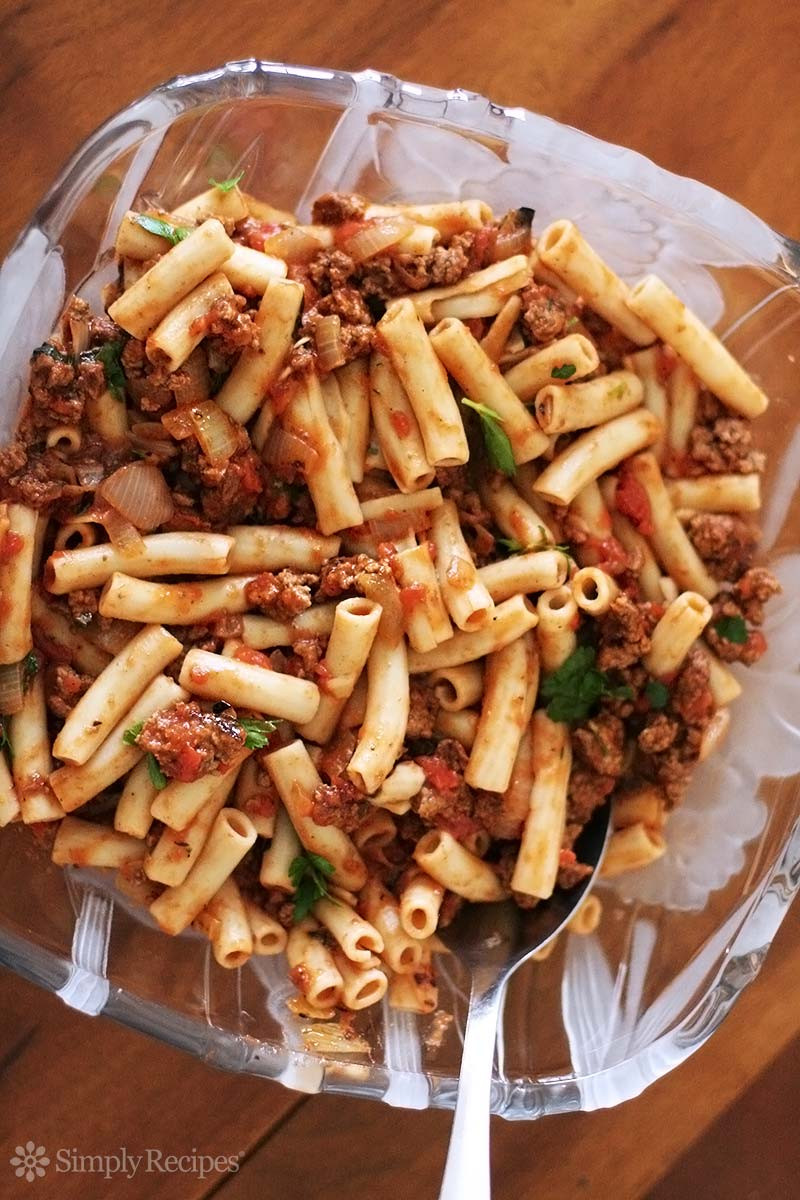 Ground Beef Pasta Recipes No Tomato Sauce
 Penne Pasta with Meat Sauce Recipe