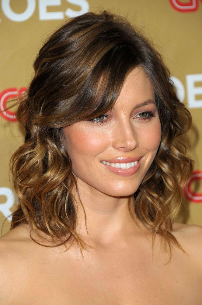 Haircuts For Wavy Curly Hair
 Curly Hair Bob Women Hairstyles