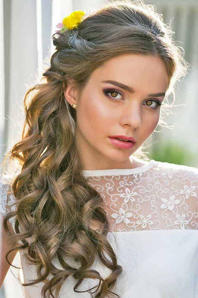 Hairstyle Wedding Guest
 25 Beautiful Wedding Guest Hairstyle Ideas 2019 – SheIdeas