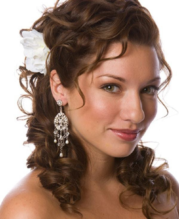 Hairstyle Wedding Guest
 15 Mesmeric Wedding Guest Hairstyles for Women