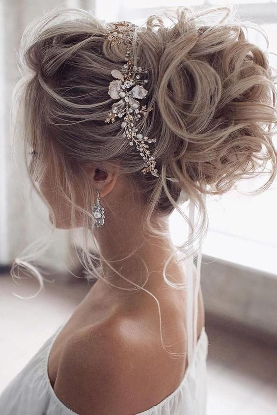 Hairstyles For Brides 2020
 10 Wedding Updo Hairstyles for Women Elegant Wedding