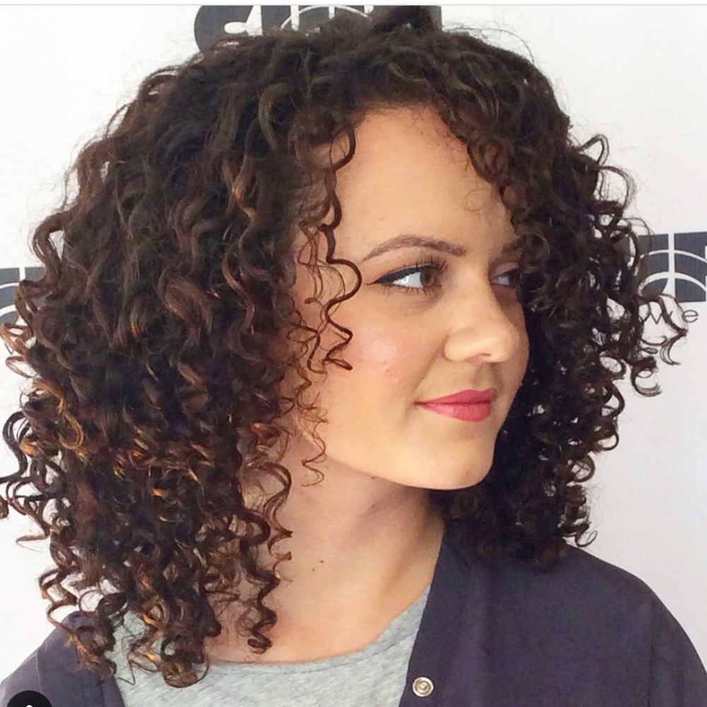 Hairstyles For Mid Length Curly Hair
 20 Glamorous Mid Length Curly Hairstyles for Women