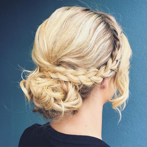 Hairstyles For Wedding Guests
 20 Lovely Wedding Guest Hairstyles