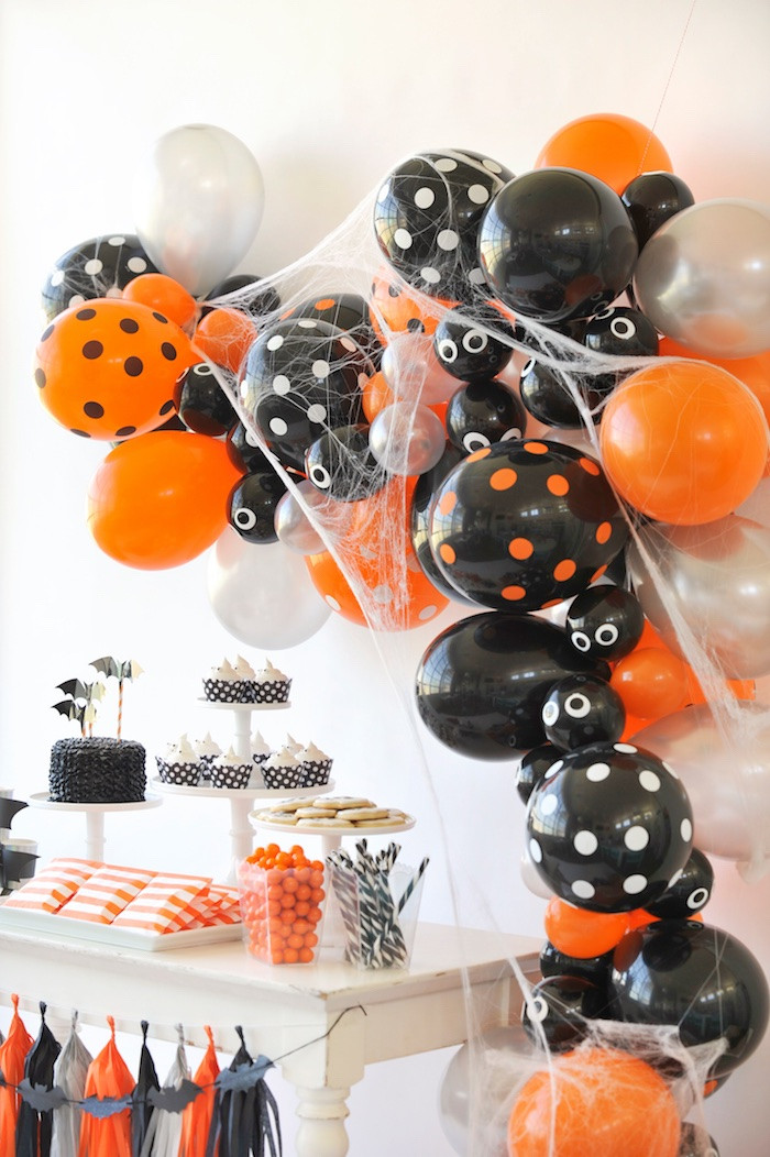 Halloween Birthday Decorations
 Kara s Party Ideas Super Spooky Halloween Party