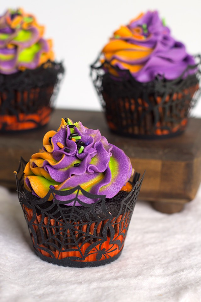 Halloween Cupcakes Pictures
 Halloween Swirled Cupcakes