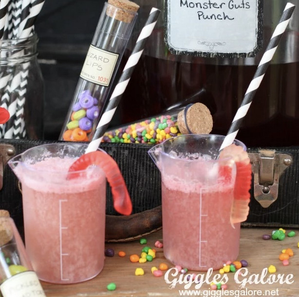 Halloween Drinks Non Alcoholic
 16 Non Alcoholic Halloween Drinks That Are Still Festive