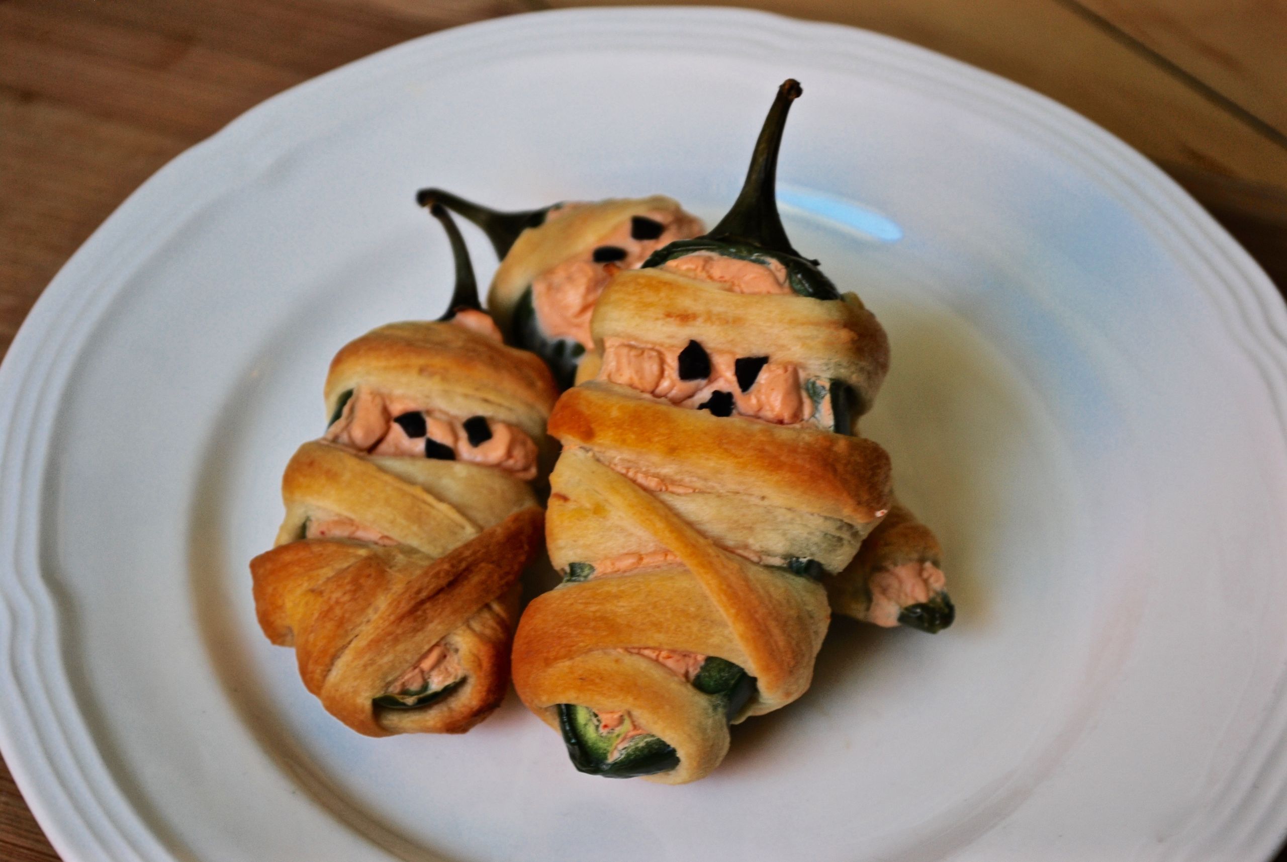 Halloween Jalapeno Poppers
 Halloween Mummy Sriracha Jalapeño Poppers – blush & basil