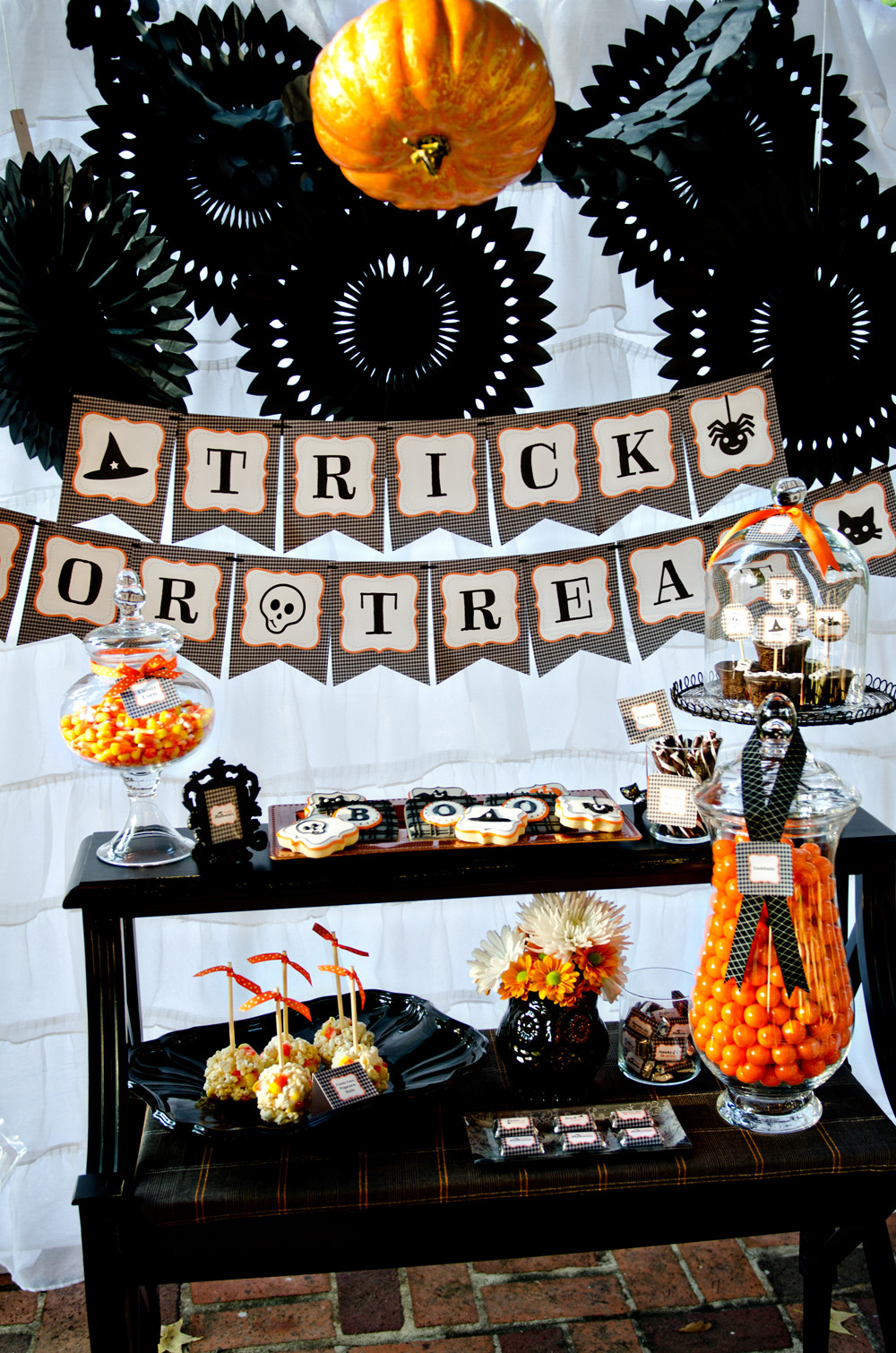 Halloween Party Decorations Ideas
 Easy Halloween Recipes & Food Ideas