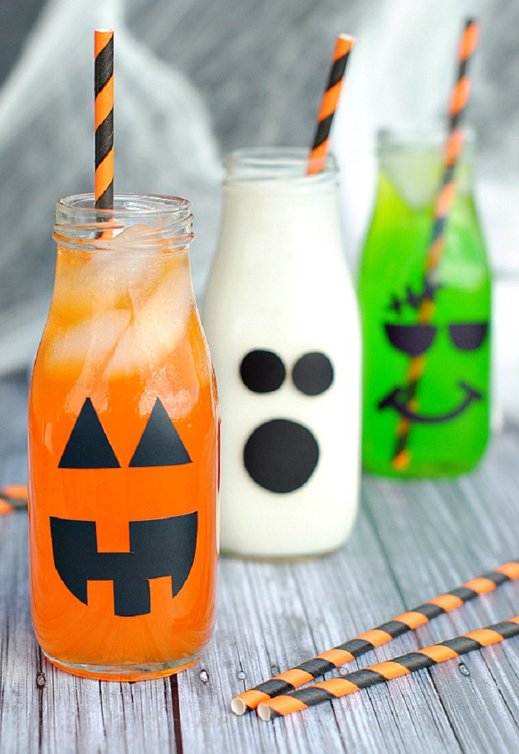 Halloween Punch For Kids-DIY
 19 Bud Friendly DIY Kids Halloween Party Ideas