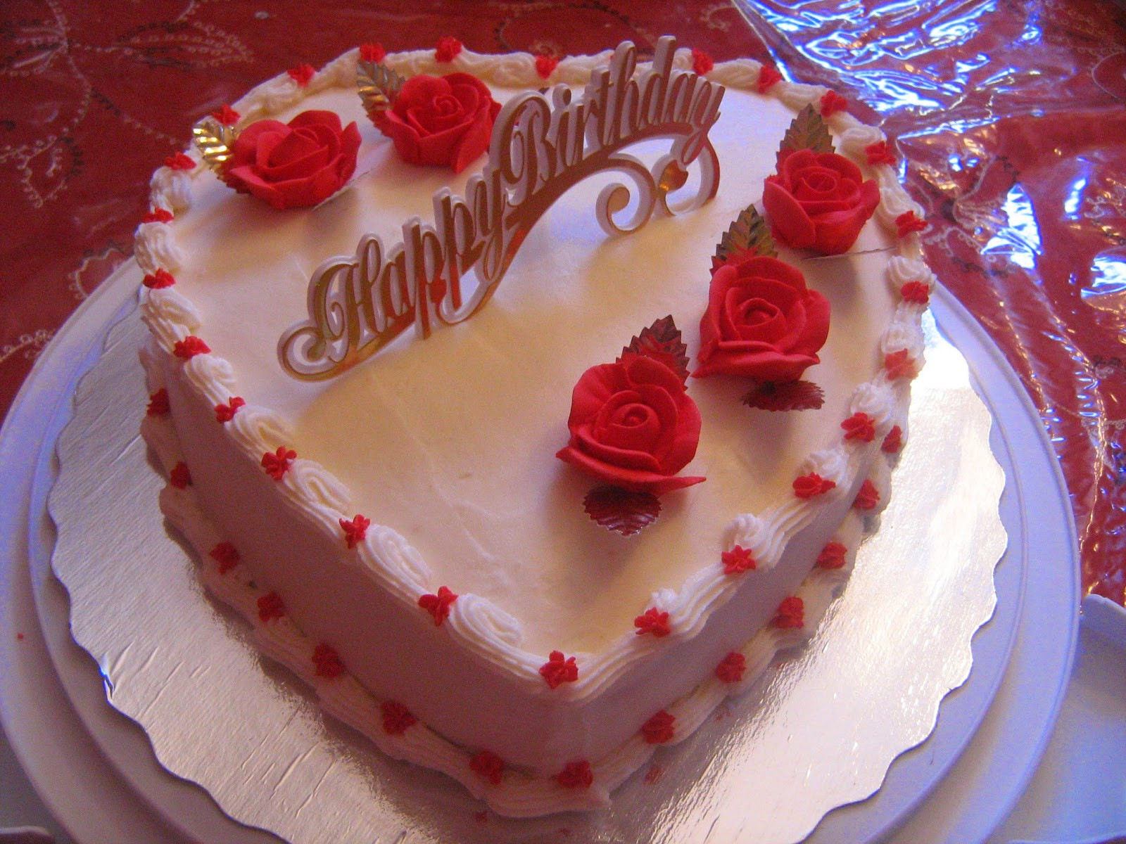 Heart Birthday Cake
 Download Beautiful Heart Shaped Cakes Ideas