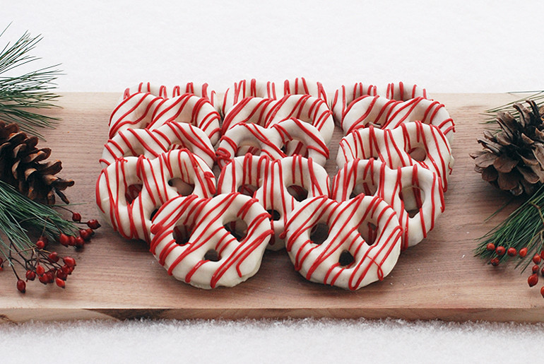 Holiday Chocolate Covered Pretzels
 Chocolate Covered Pretzels Christmas Style The