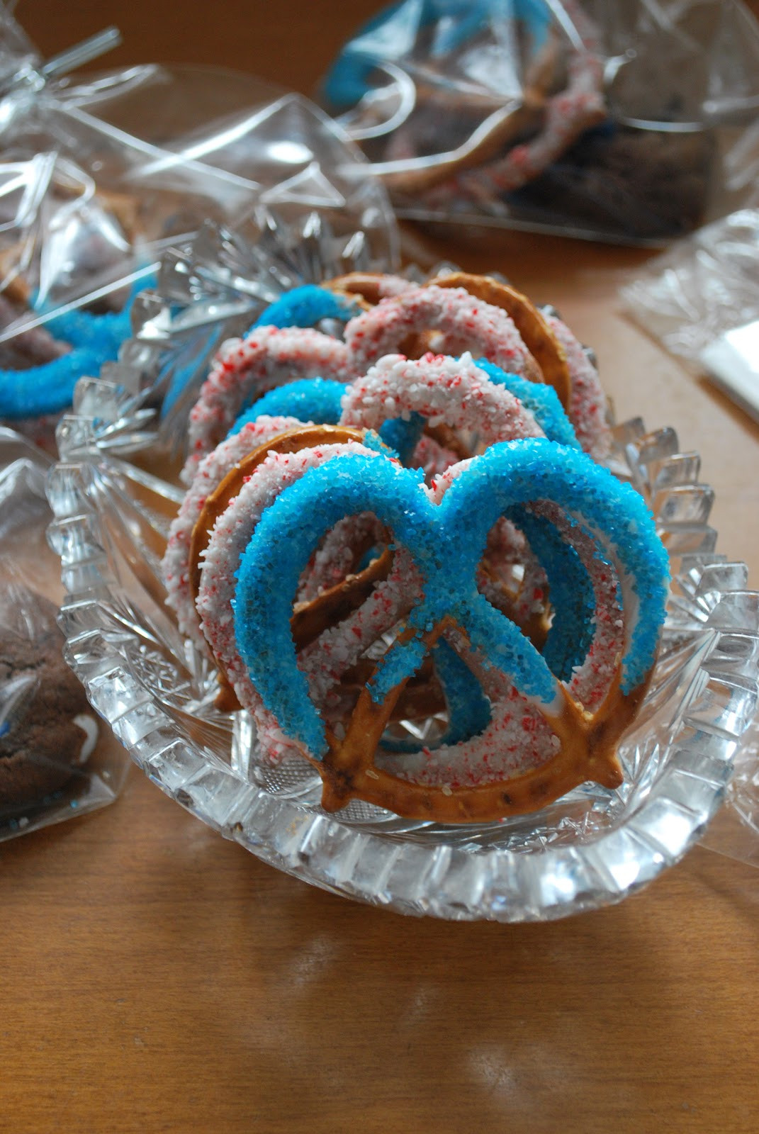 Holiday Chocolate Covered Pretzels
 The Capitol Baker Holiday Chocolate Dipped Pretzels