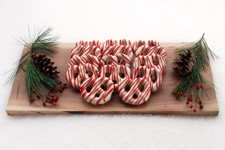 Holiday Chocolate Covered Pretzels
 Chocolate Covered Pretzels Christmas Style The