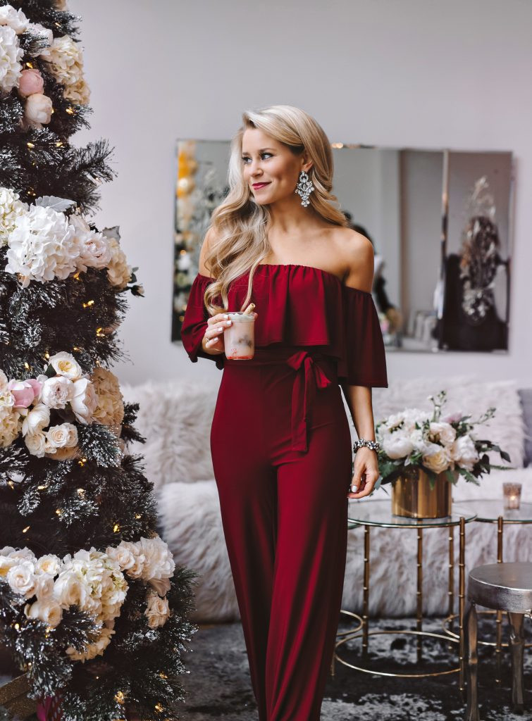 Holiday Party Clothing Ideas
 Holiday Party Decor Outfit Ideas Wel e to Olivia Rink