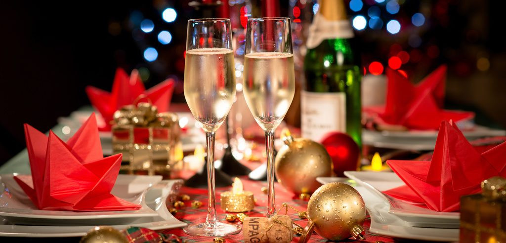 Holiday Party Ideas For Small Office
 Four Creative and Fun fice Christmas Party Ideas