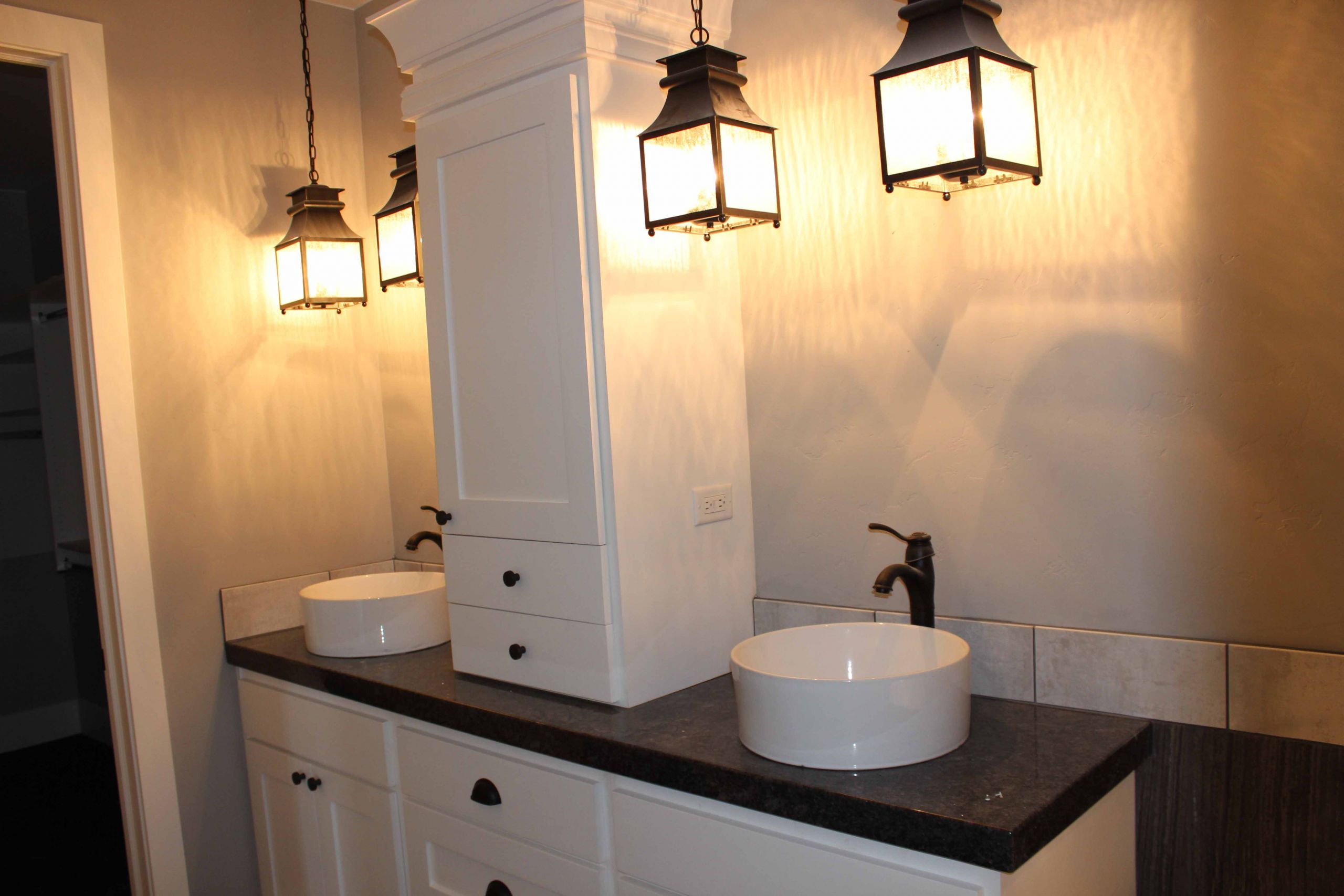 Home Depot Light Fixtures Bathroom
 Bathroom Elegant Bathroom Lighting With Lowes Bathroom