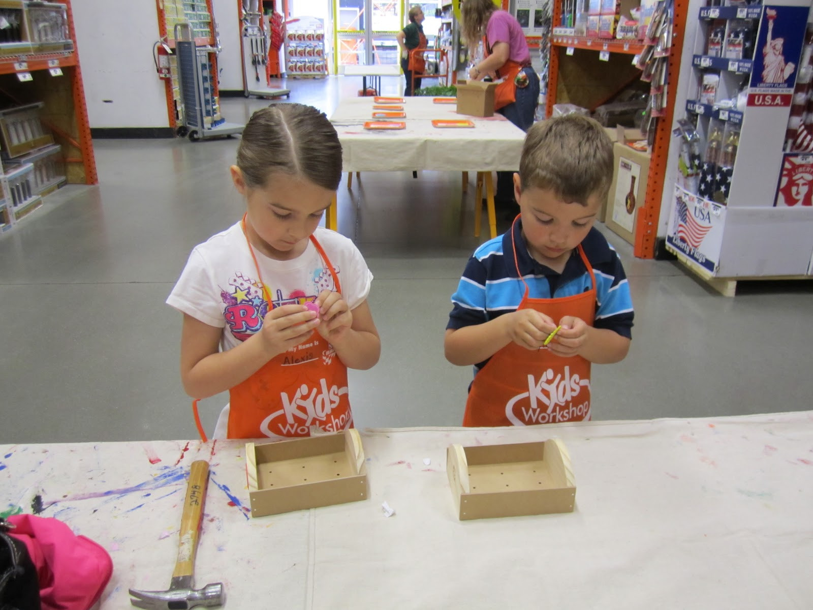 Homedepot Kids Craft
 It s Fun 4 Me Home Depot Kids Craft