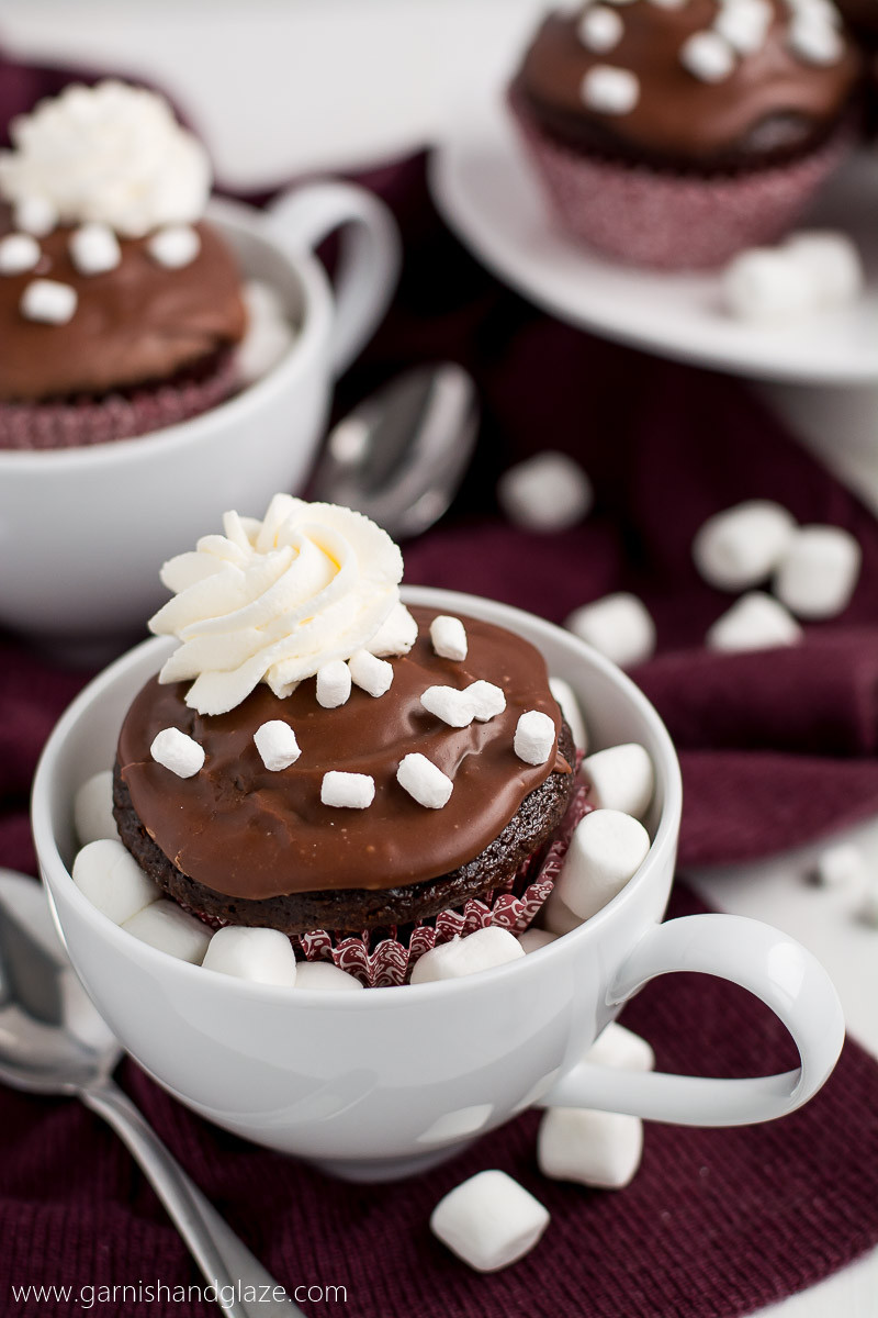 Hot Chocolate Cupcakes
 Hot Chocolate Cupcakes Garnish & Glaze