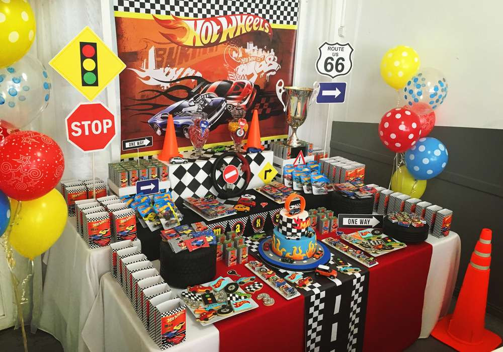 Hot Wheels Birthday Decorations
 Hot Wheels Birthday Party Ideas 8 of 16