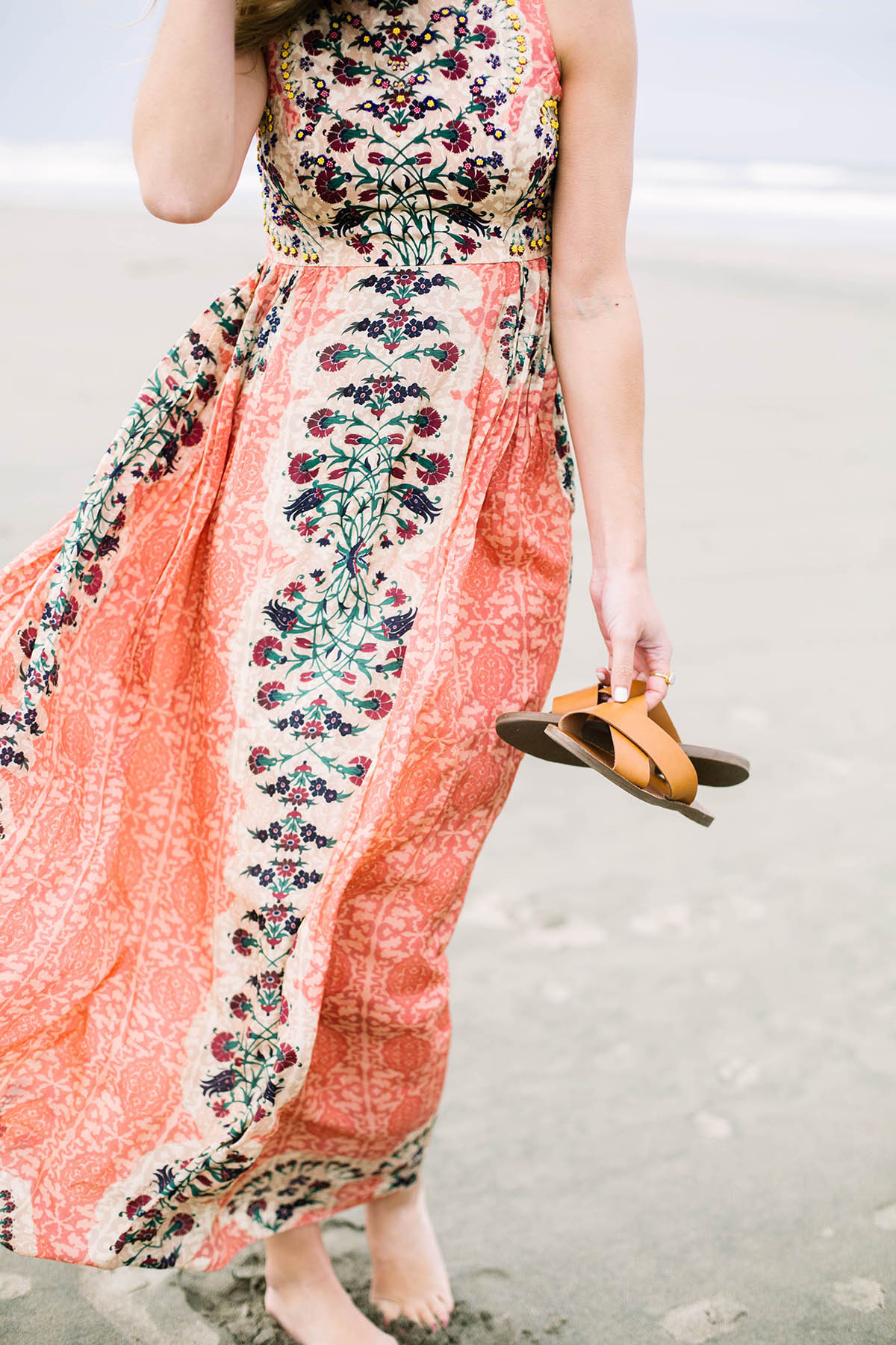 How To Dress For A Beach Wedding
 What to Wear to a "Beach Formal" Wedding – Advice from a