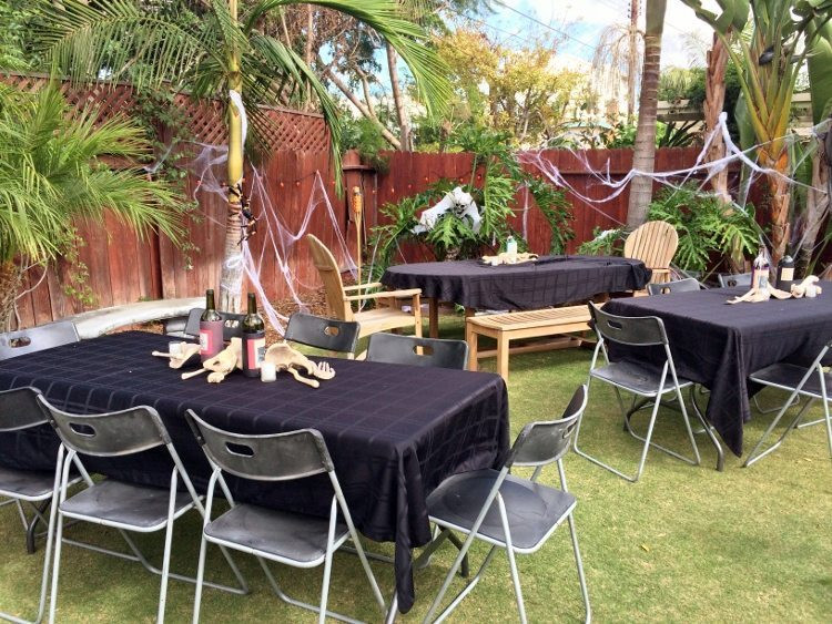 Ideas Decorating Backyard Halloween Party
 Scary Outdoor Halloween Party Decorating Ideas DIY Inspired