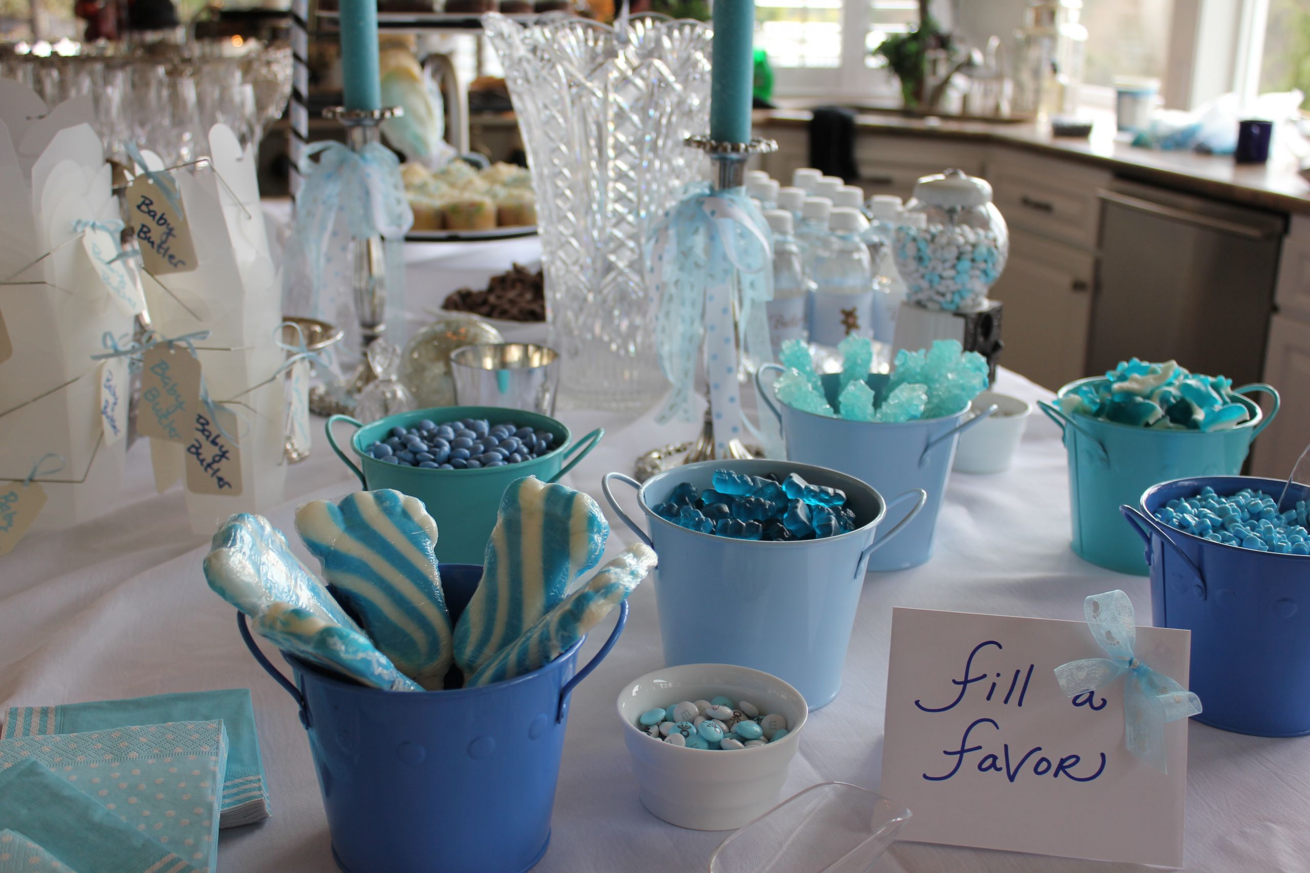 Ideas For Boy Baby Shower Table Decorations
 Throwing a Baby Shower for a Boy